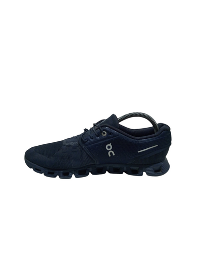 On Cloud 5 Black Trainer