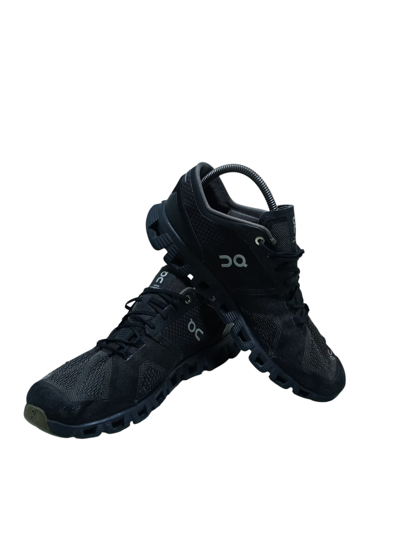 On Cloud 5 Black Swiss