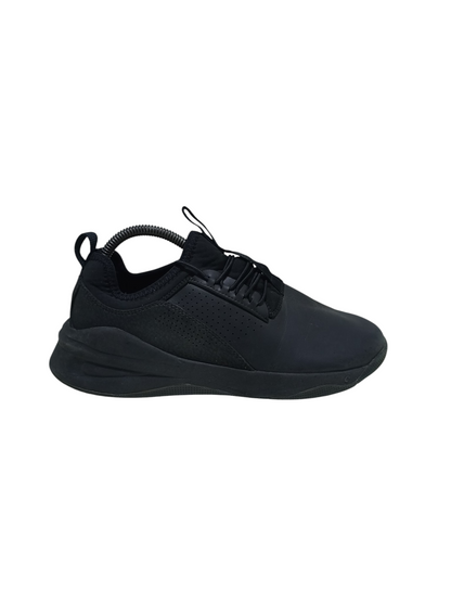 Clove Black Trainer