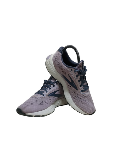 Brooks Anthem 4 Train