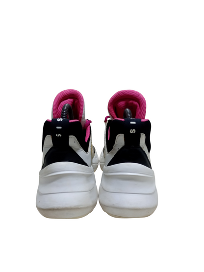 Sisley White Trainer