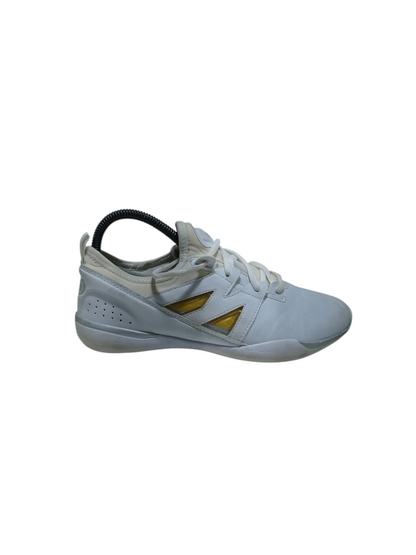 Accent White Shoes Train