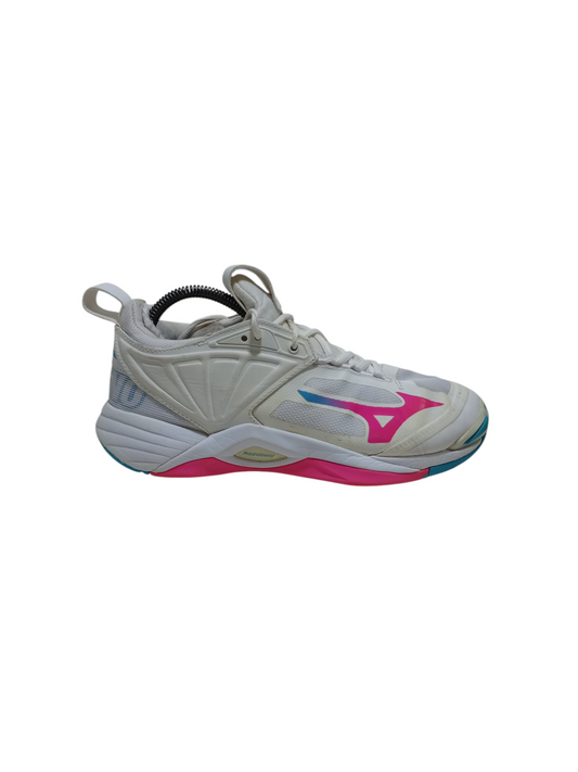 Mizuno Wave Momentum 2