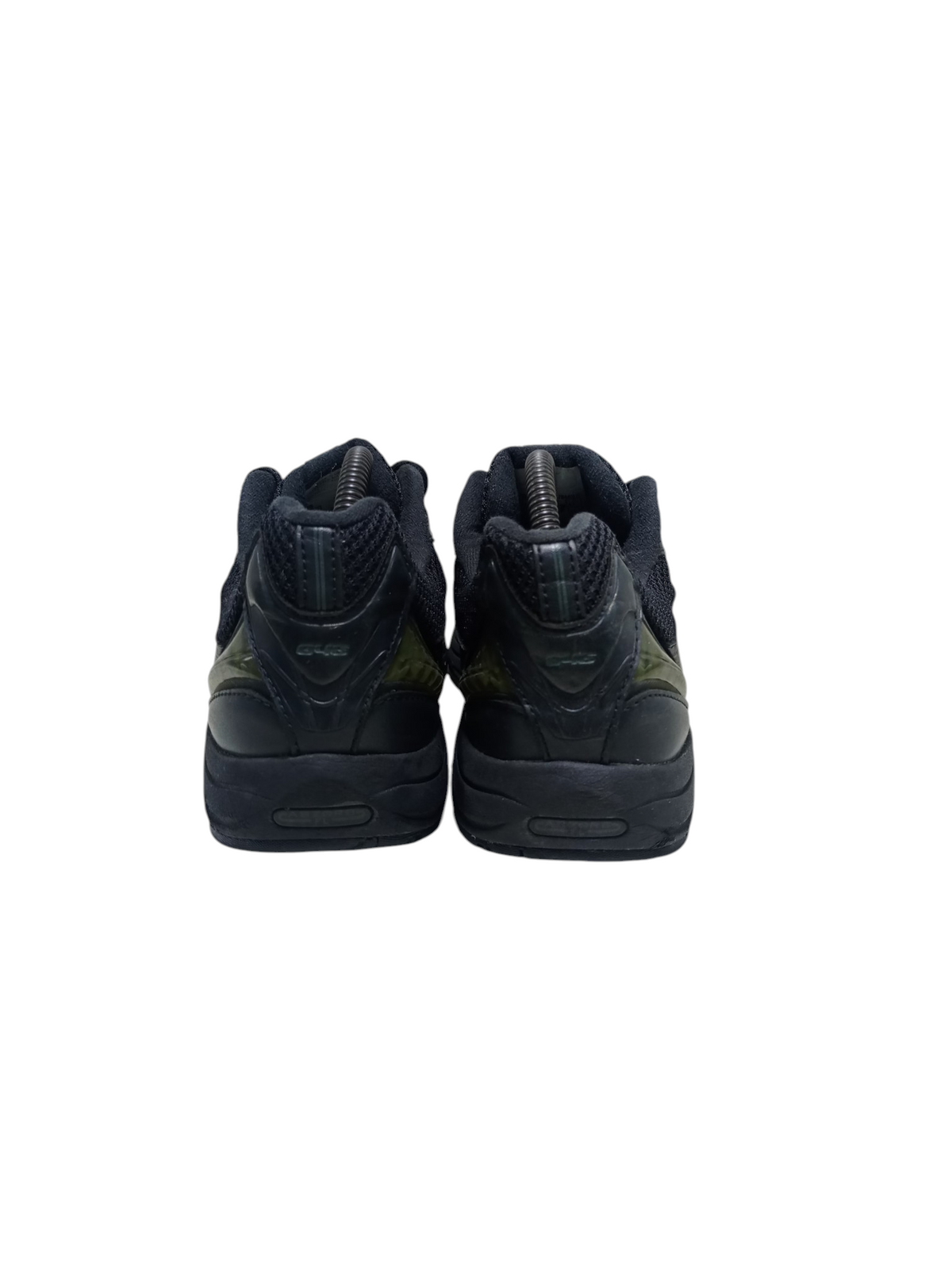 New Balance 846 Black Train