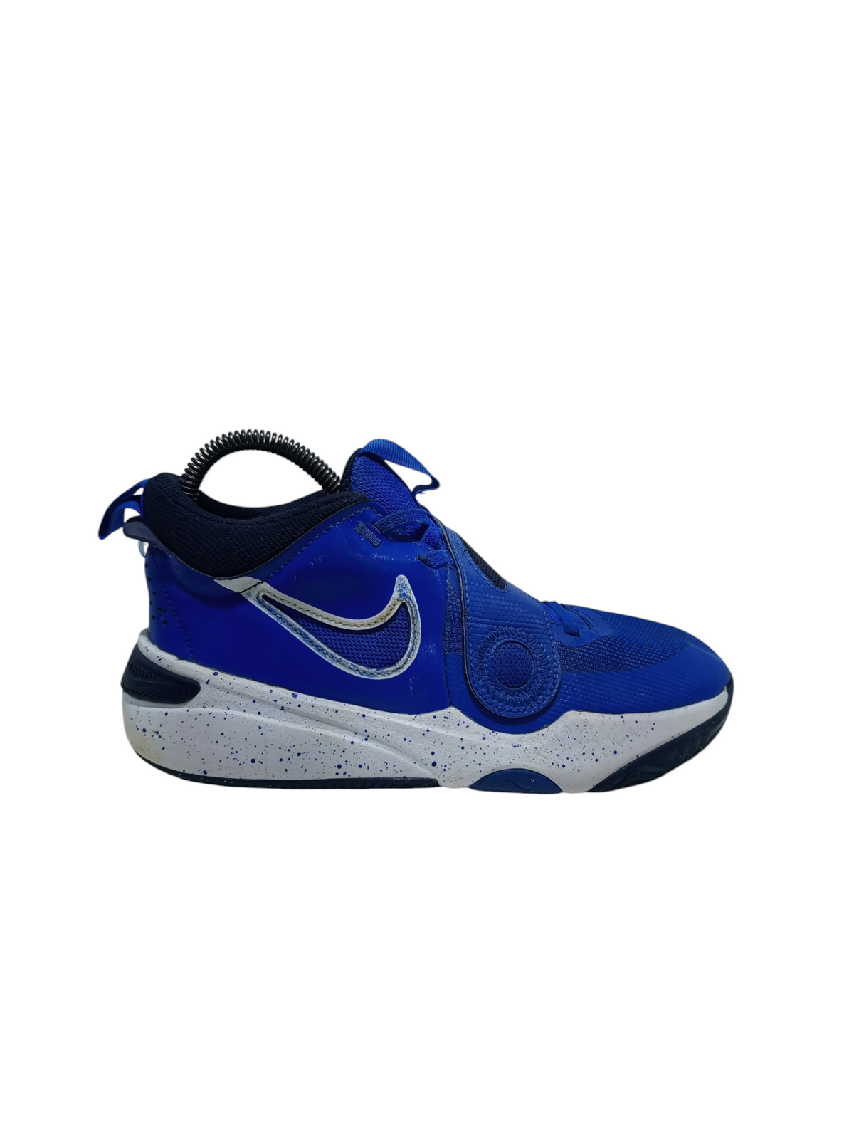 NIKE Team Hustle D 11