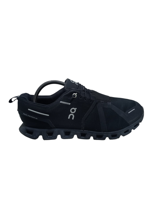 On Cloud 5 Waterproof Athletic