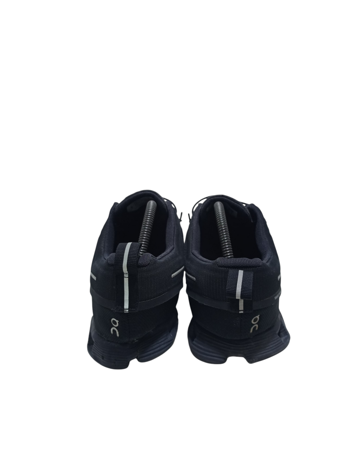 On Cloud 5 Waterproof Athletic