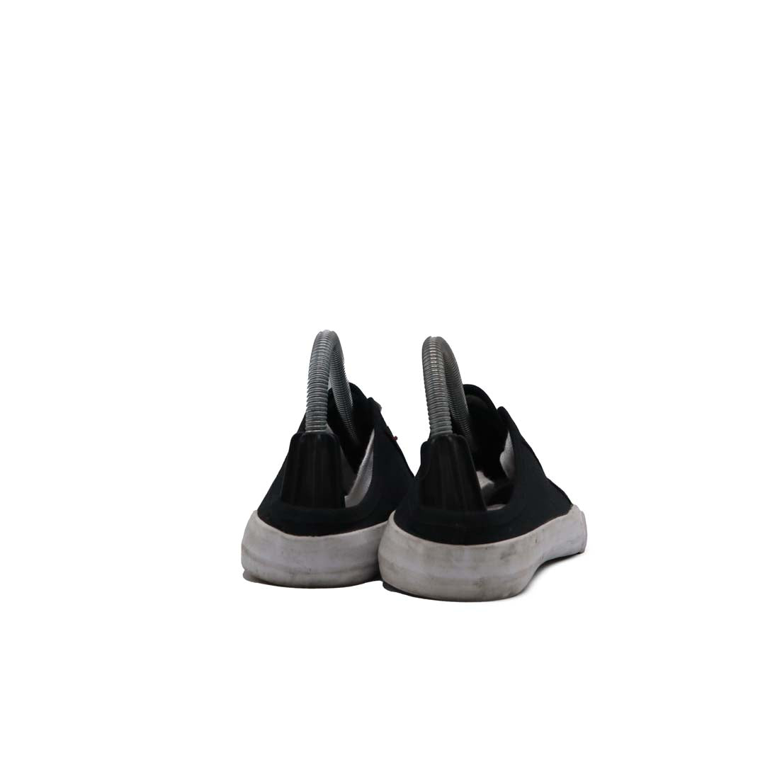 Branded Original Used Pre-Loved Sneakers in Pakistan