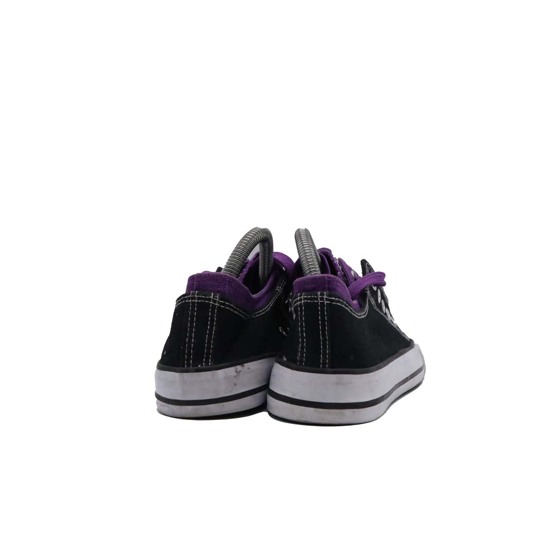 Branded Original Used Pre-Loved Sneakers in Pakistan