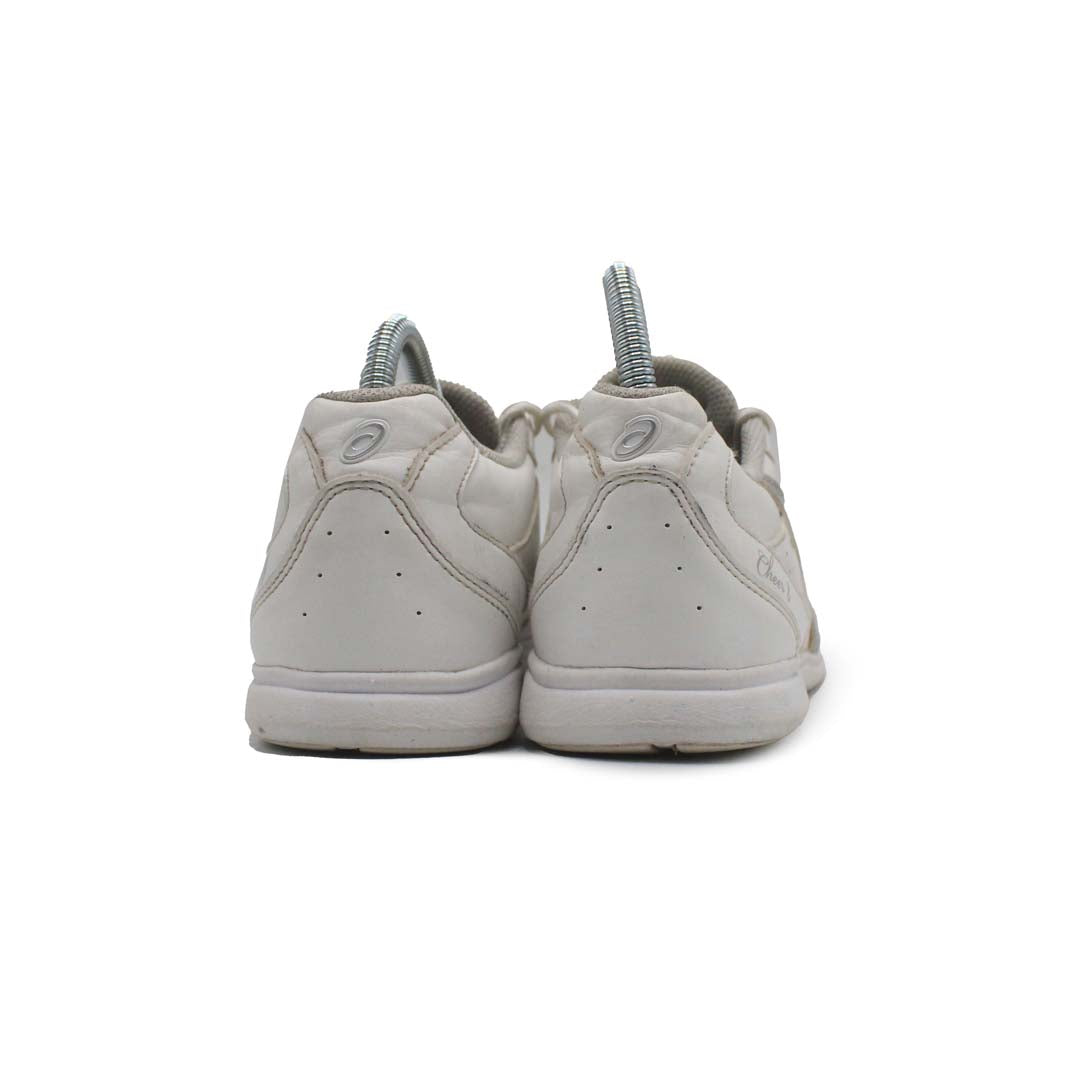 Branded Original Used Pre-Loved Sneakers in Pakistan