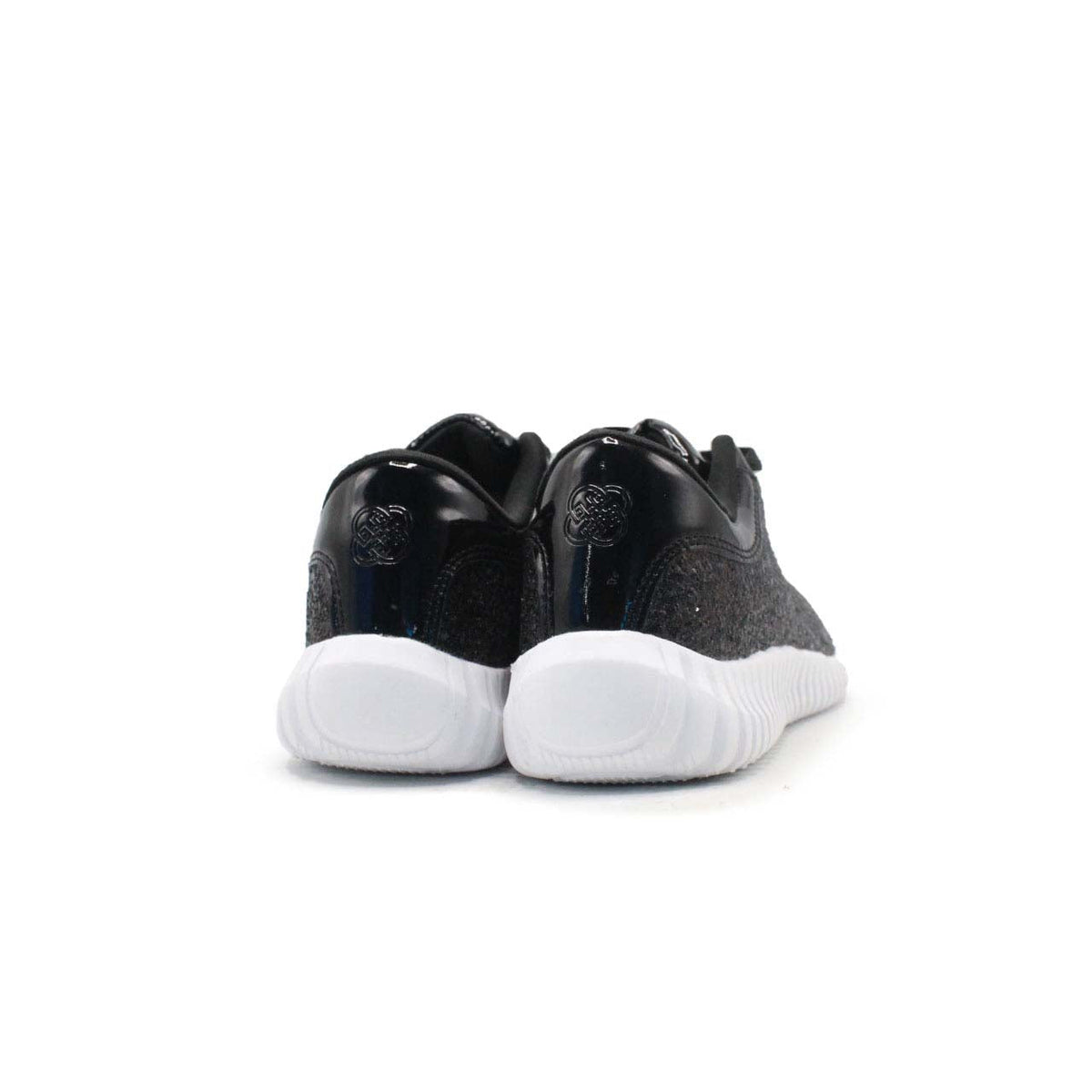 Branded Original Used Pre-Loved Sneakers in Pakistan