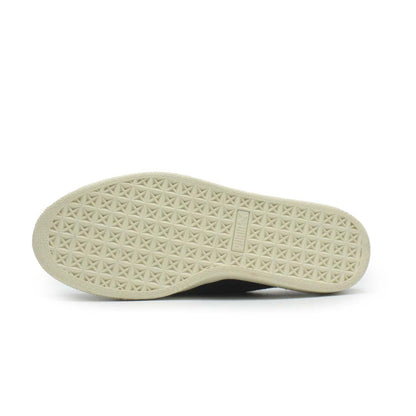 Branded Original Used Pre-Loved Sneakers in Pakistan