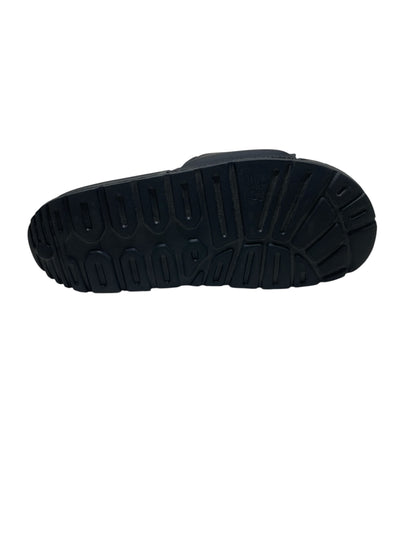 New Balance Black Premium Slide