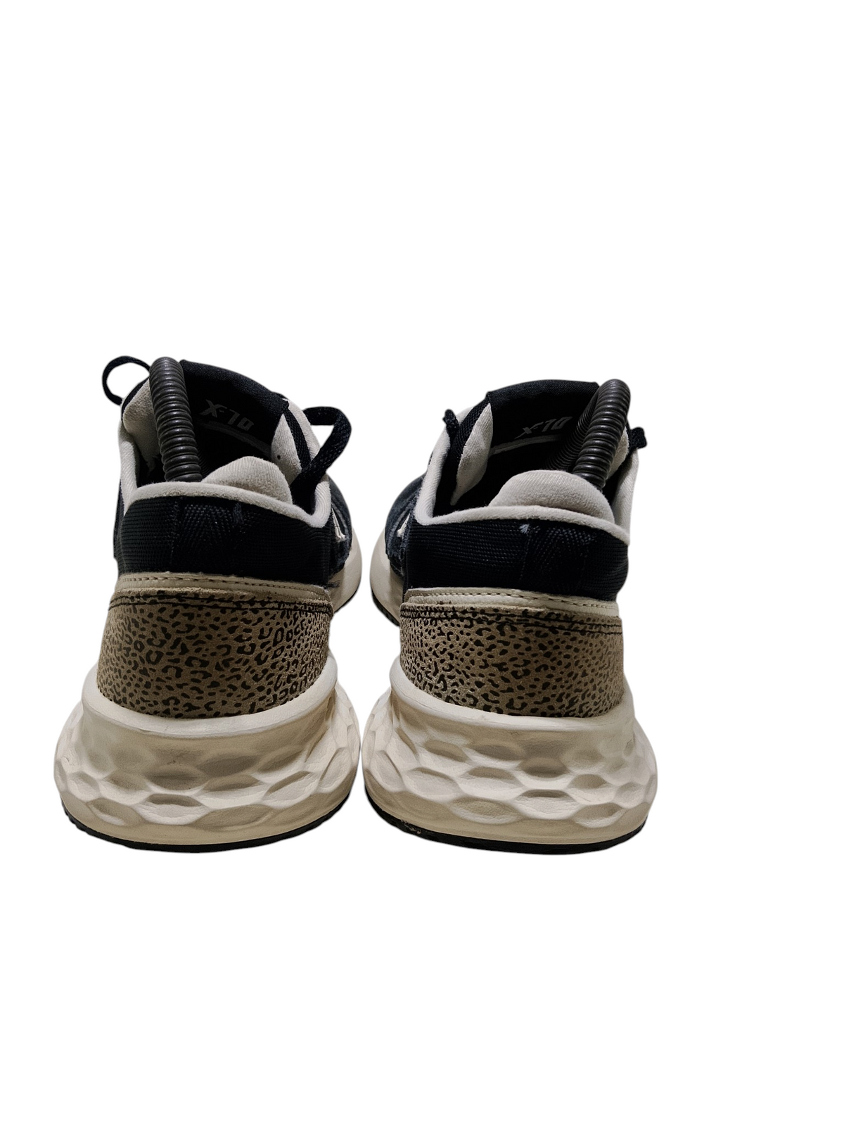 New Balance X70