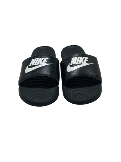 Nike Victori One Black/White