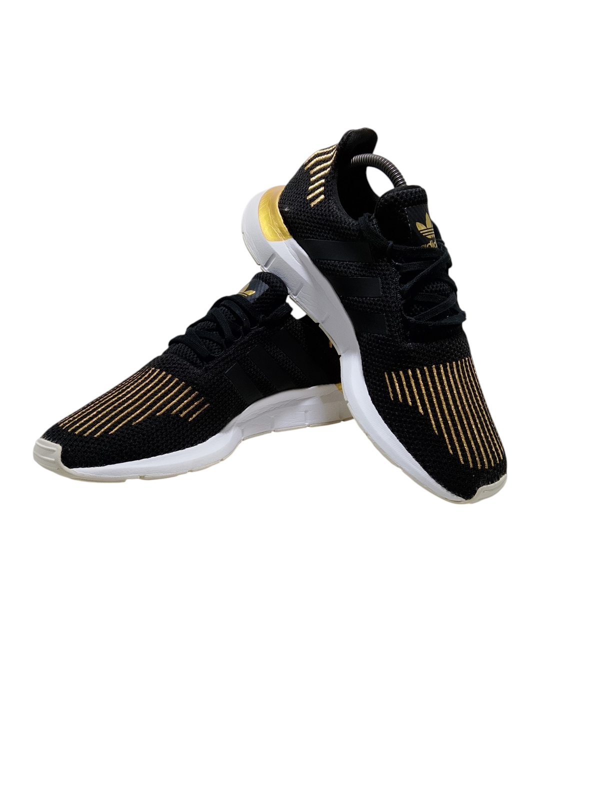 Adidas Swift Run Black/White/Gold