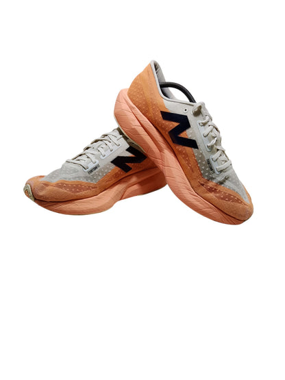 New Balance FuelCell Rebel v4 Orange