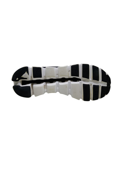 On Cloud 6 athletic