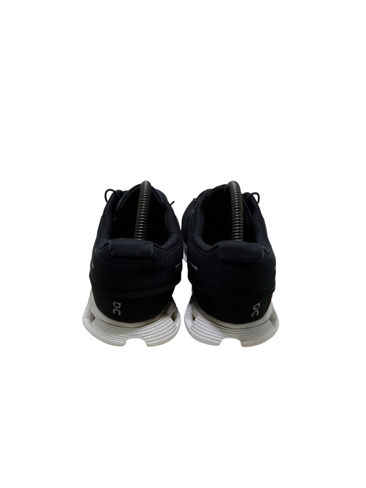 On Cloud 6 athletic