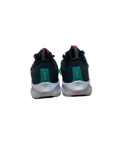 Nike Pegasus 40 Running Shoe
