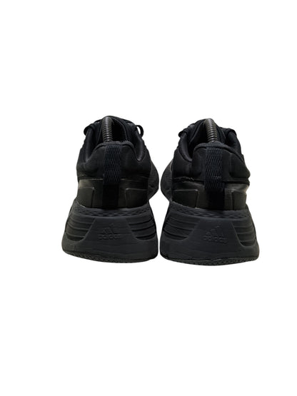 Adidas Questar M