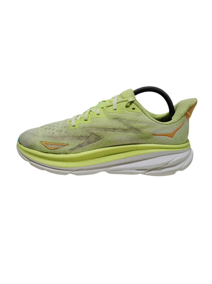 HOKA Clifton 9