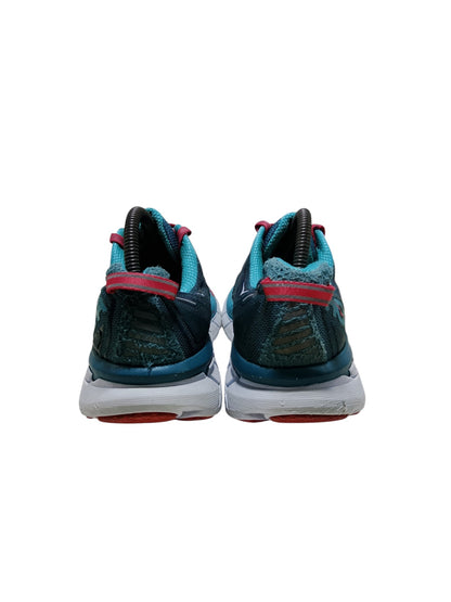 Hoka One One Clifton 4