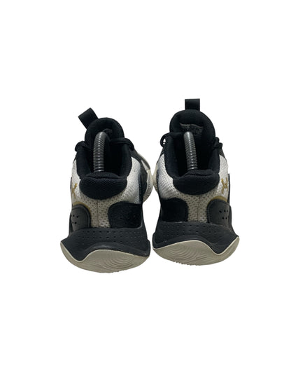 Under Armour Jet '23 Metallic Gold