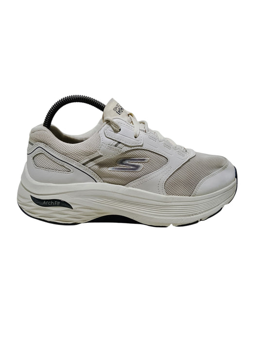 Skechers Max Cushioning Arch Fit Shoe
