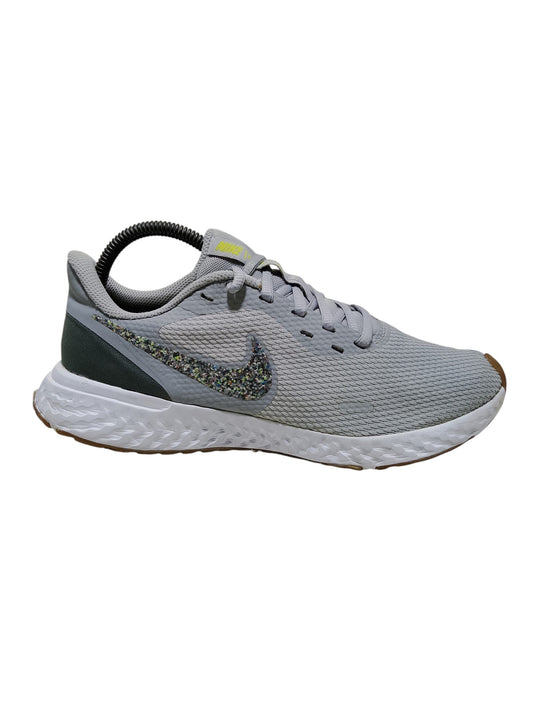 Nike Revolution 5 Premium Grey