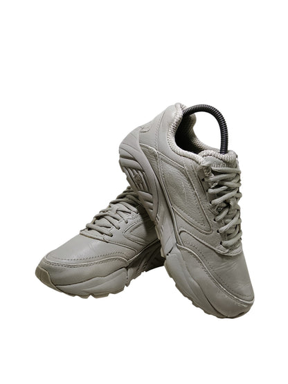 Brooks Addiction Walker