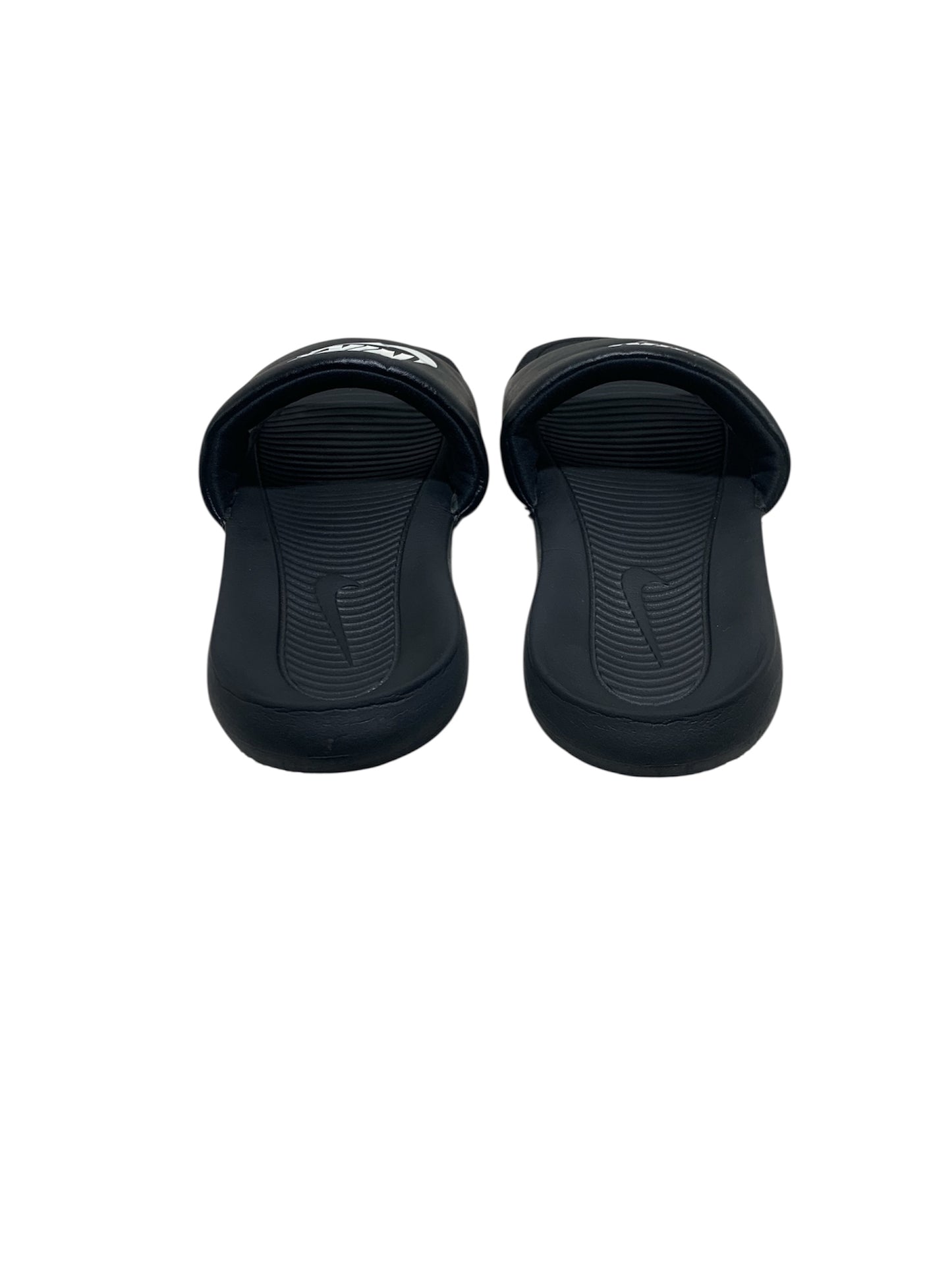 Nike Victori One