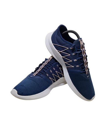 Nike Viale Tech Racer