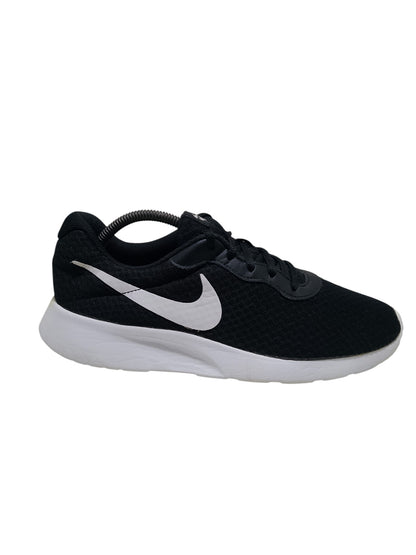 Nike Tanjun Black White