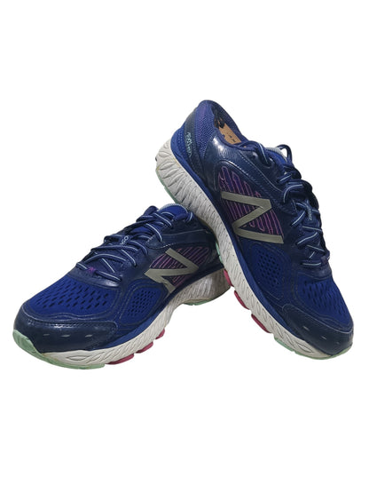 New Balance 860v7