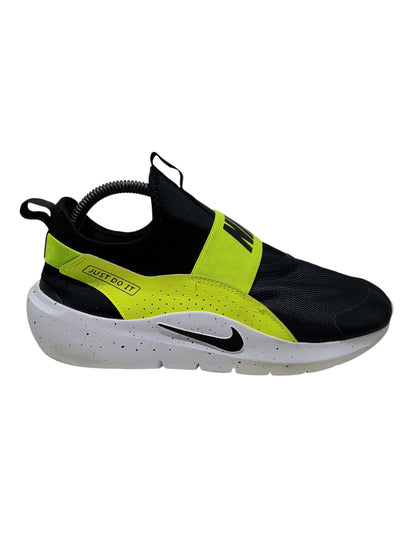 Nike Flex Runner 4 'Black Volt White' Slip On