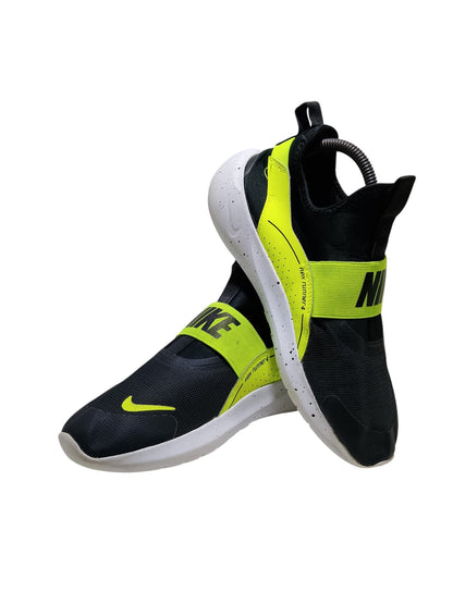 Nike Flex Runner 4 'Black Volt White' Slip On
