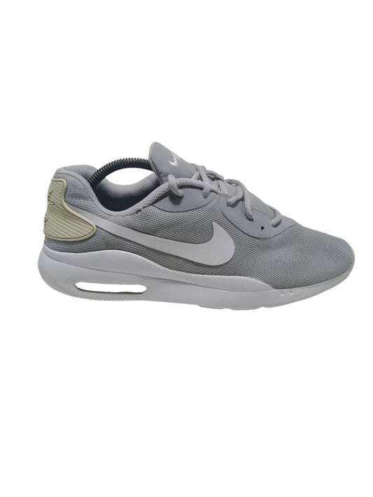 Nike Air Max Oketo Grey
