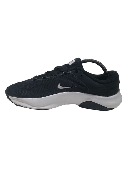 Nike Legend Essential 3