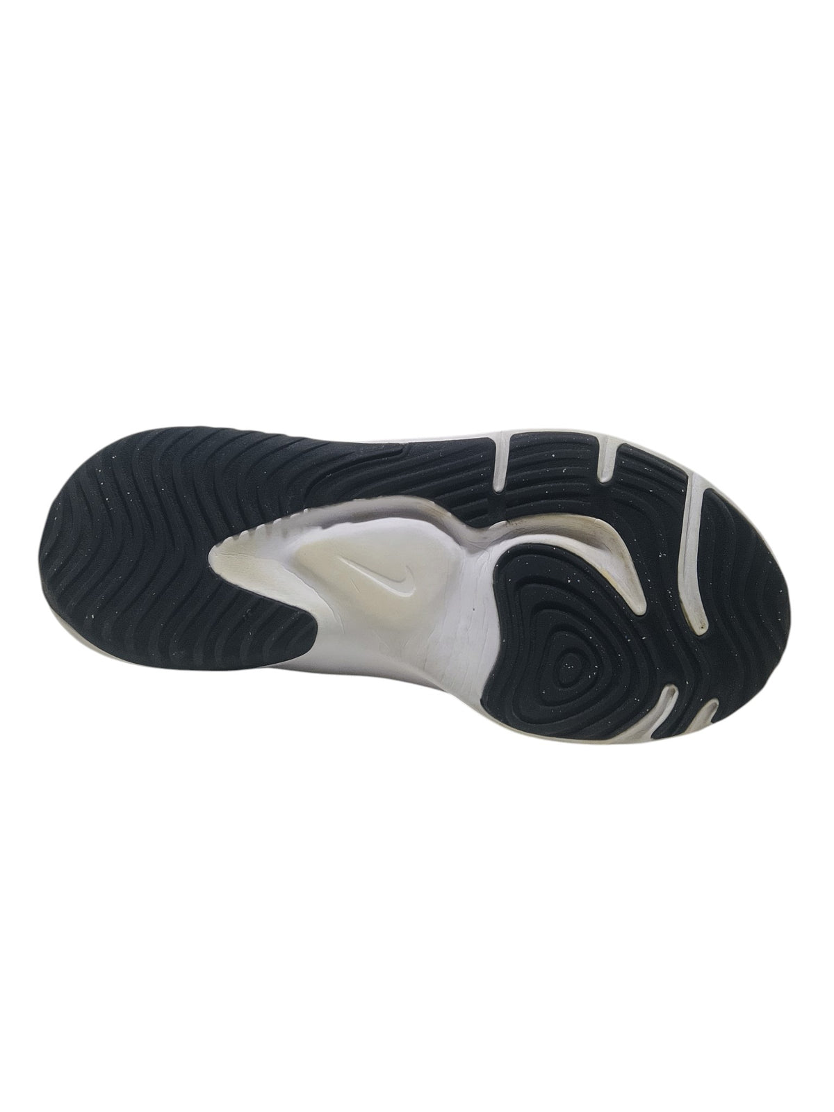 Nike Legend Essential 3
