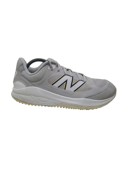 New Balance Fresh Foam 3000v7 Turf