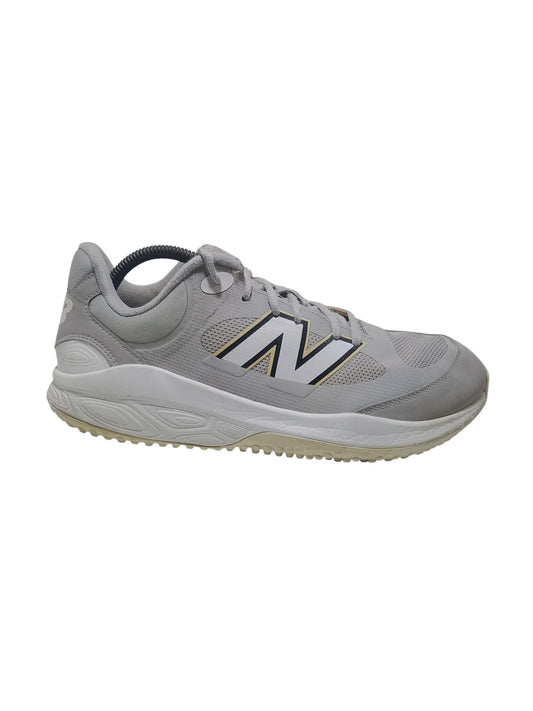 New Balance Fresh Foam 3000v7 Turf