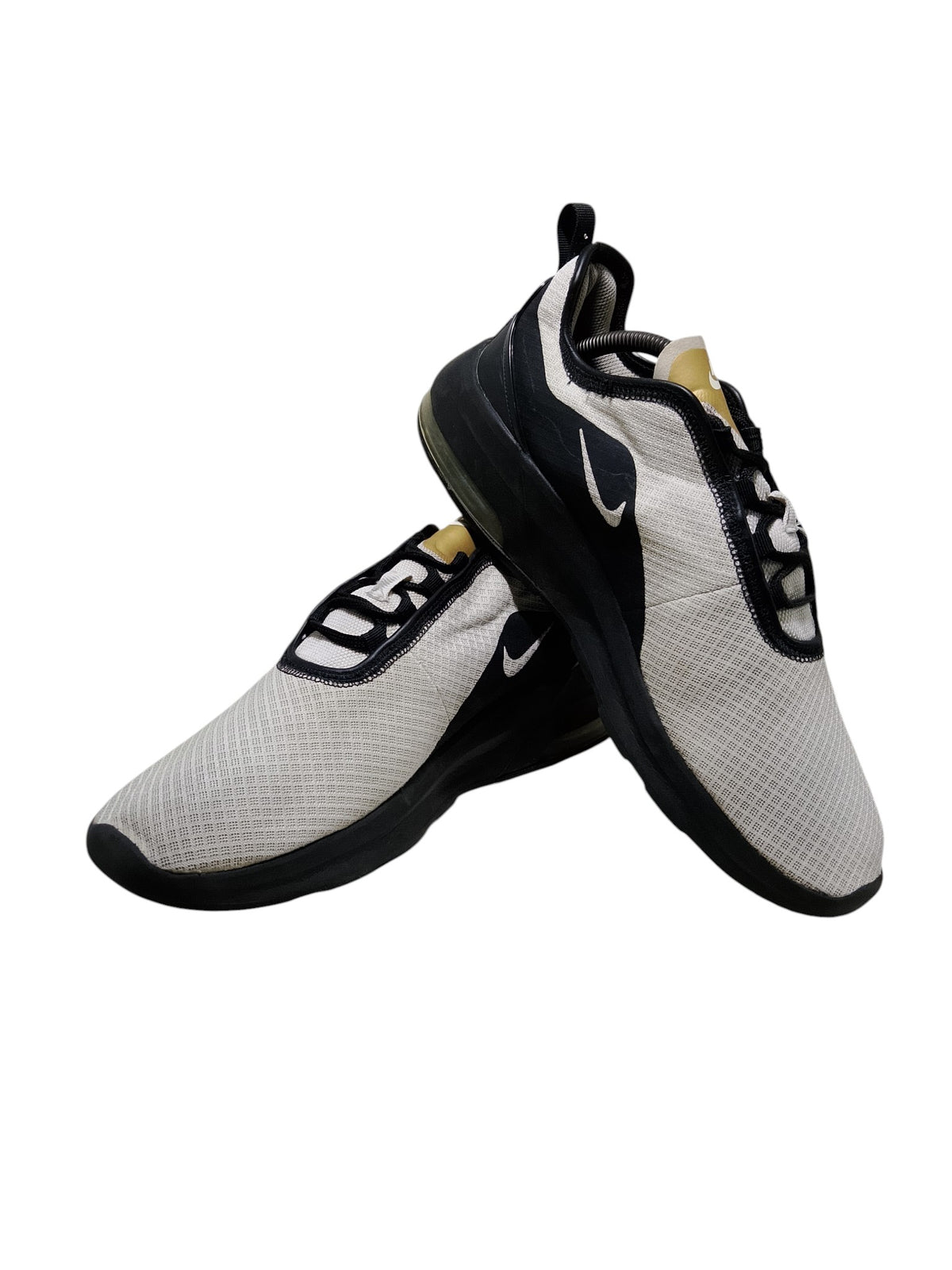 Nike 'Black White Gold' Air Max Motion 2