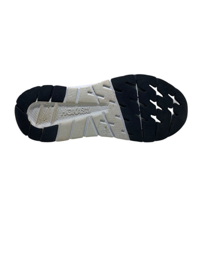 Hoka One One Cavu 3