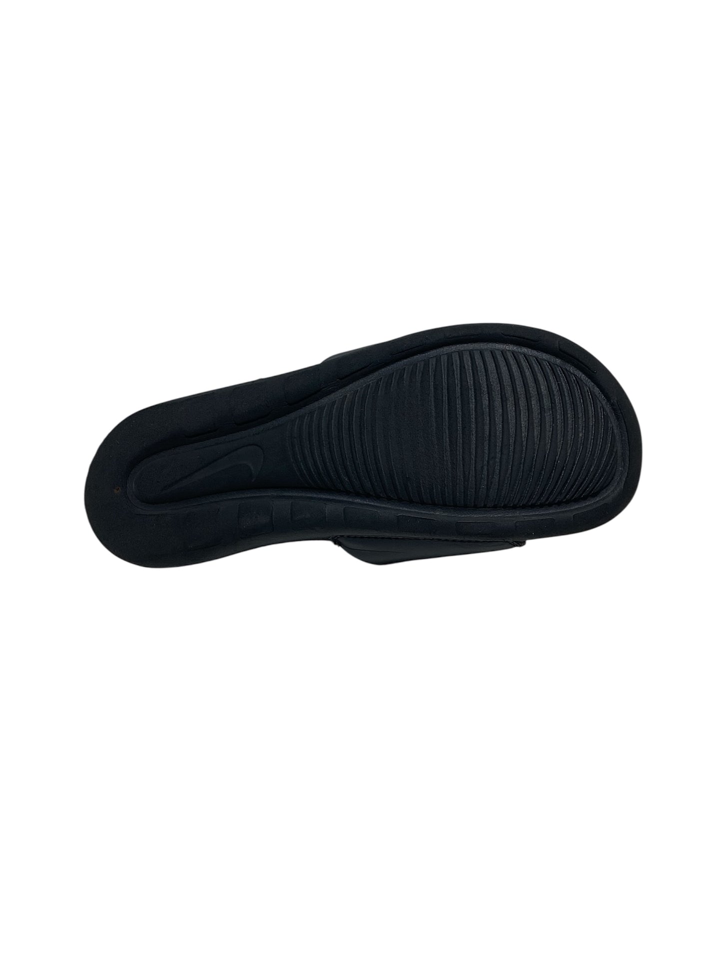 Nike Victori One