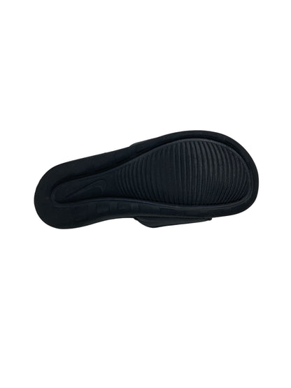 Nike Victori One