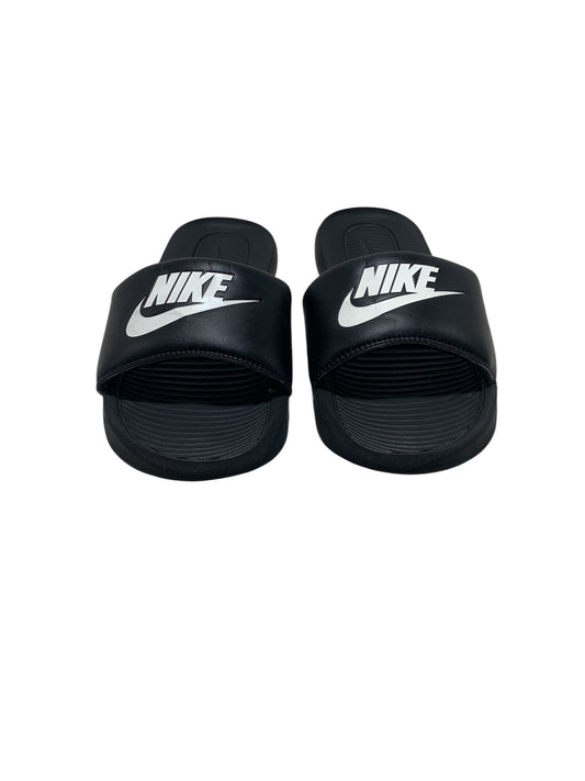 Nike Victori One