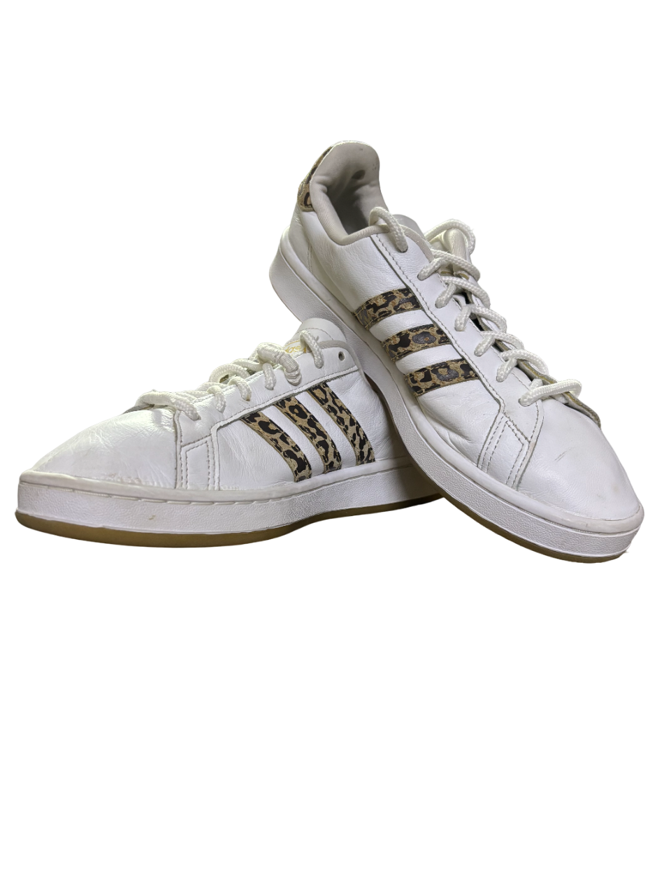 Branded Original Used Pre-Loved Sneakers in Pakistan