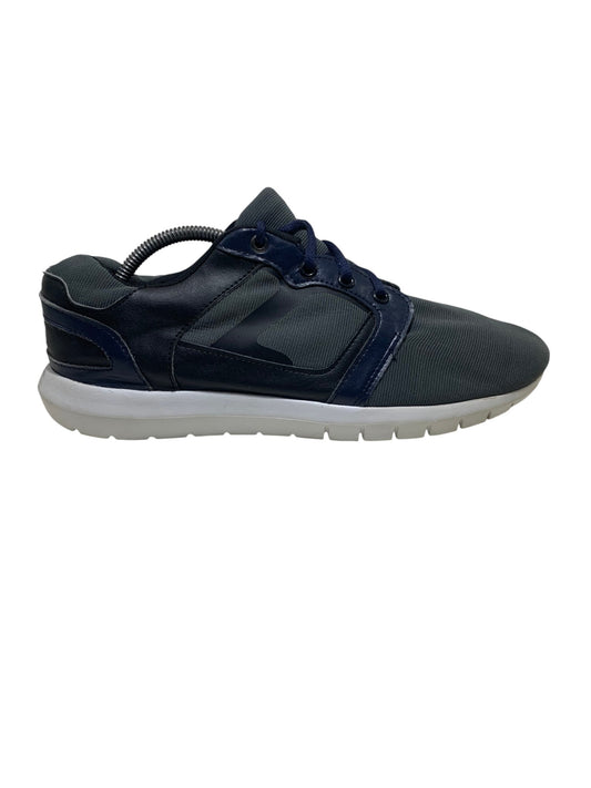 Classic Mens Casual Trainer