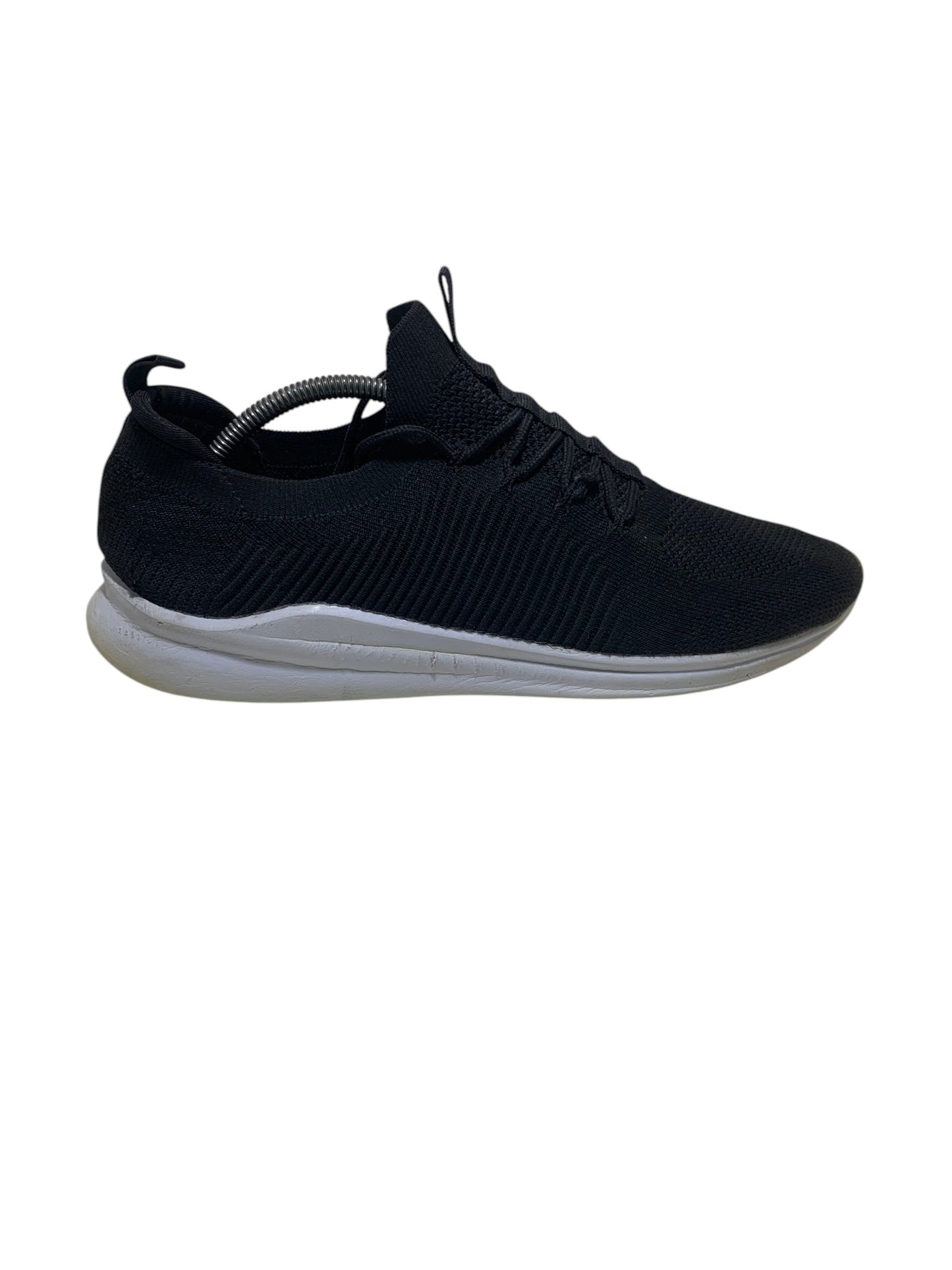 Anko Black Trainer